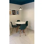 Lindo Sobrado ( 3 min. Consulado EUA)